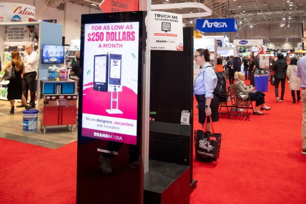 EventKiosk_TwinScreens_ExpoBooth